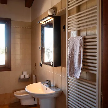 Alba Dei Grappoli 아파트